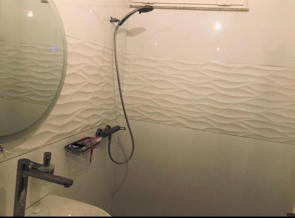 Beach Luxury Apartment Shengjin Lezhe Bagian luar foto